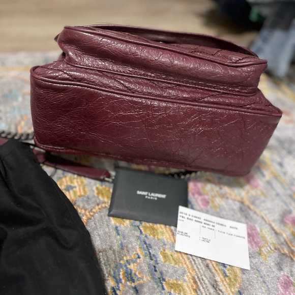 Saint Laurent Burgundy Shoulder Bag - Picture 4 of 7